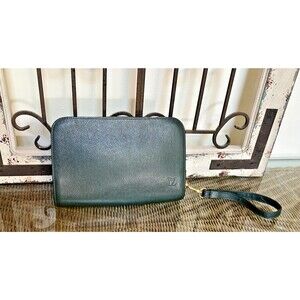 Vintage Louis Vuitton Taiga Baikal Clutch Bag VI0925 France February 1995 Unisex